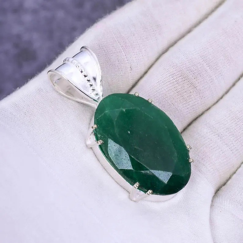Emerald Oval Gemstone Pendant 925 Sterling Silver Handmade Jewelry For Gift