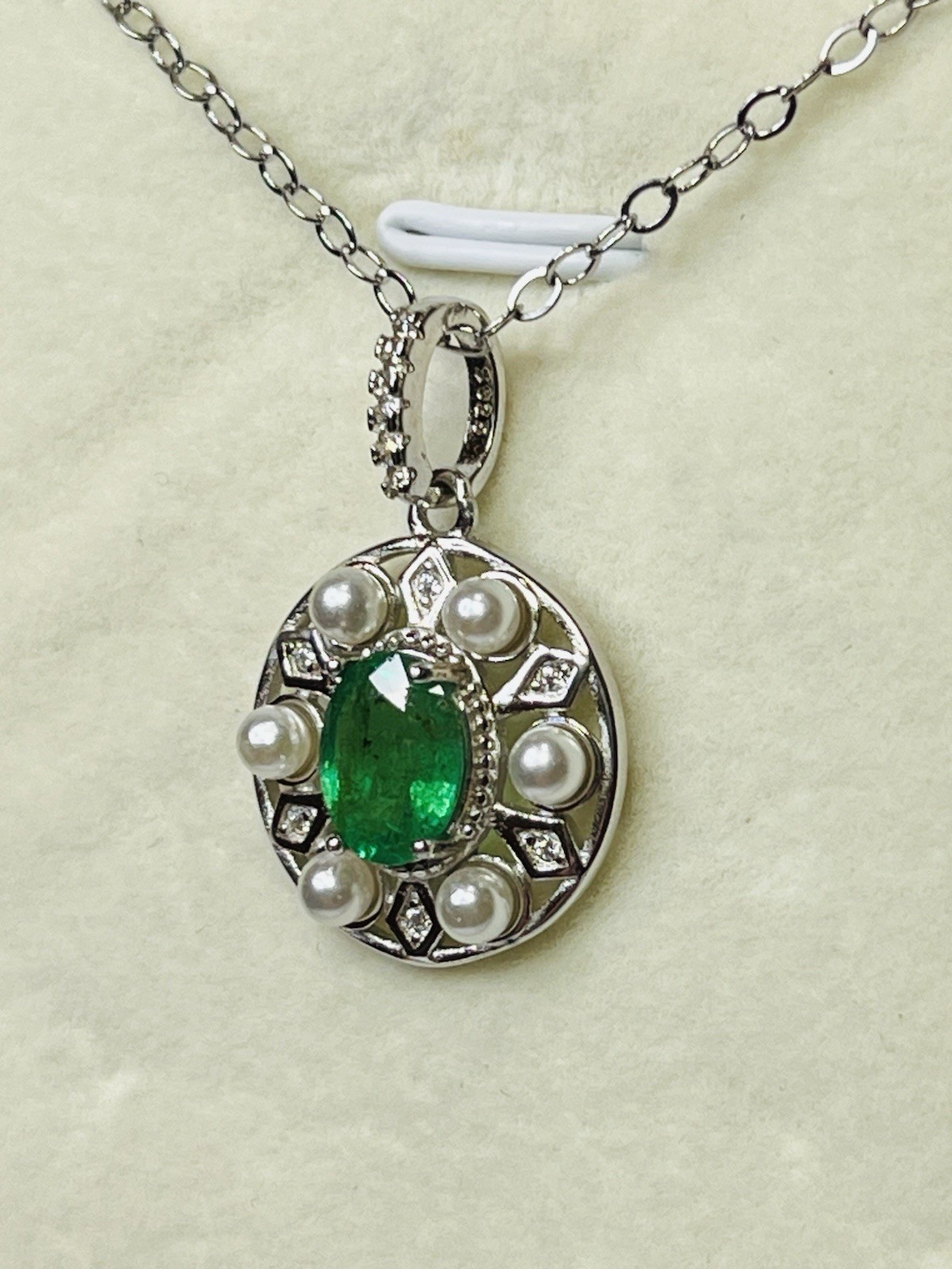 925 Sterling Silver 1.50 CTW Natural Green Emerald White Pearl Pendant Necklace