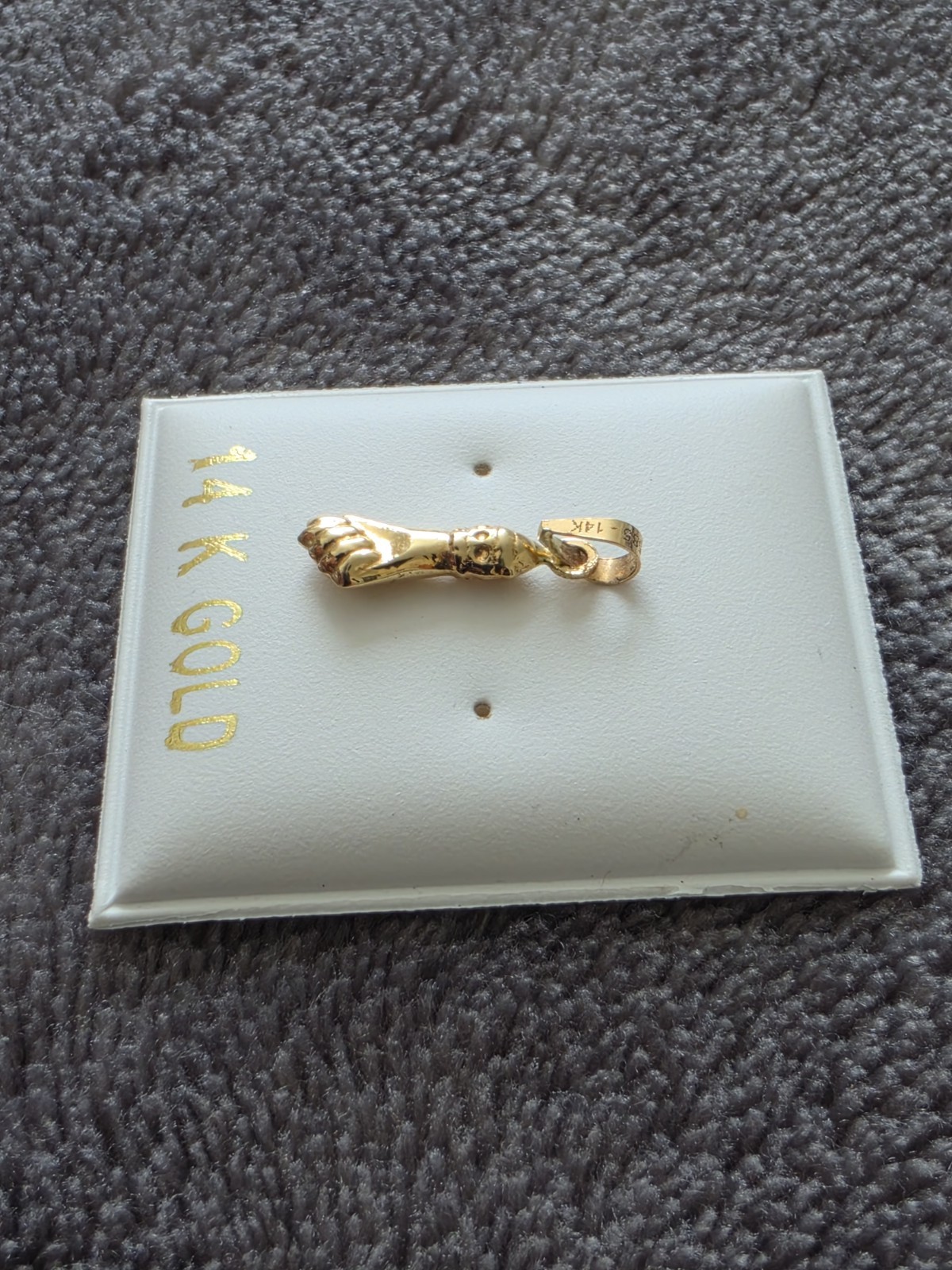 14k Gold Figa Pendant Hand For Good Luck