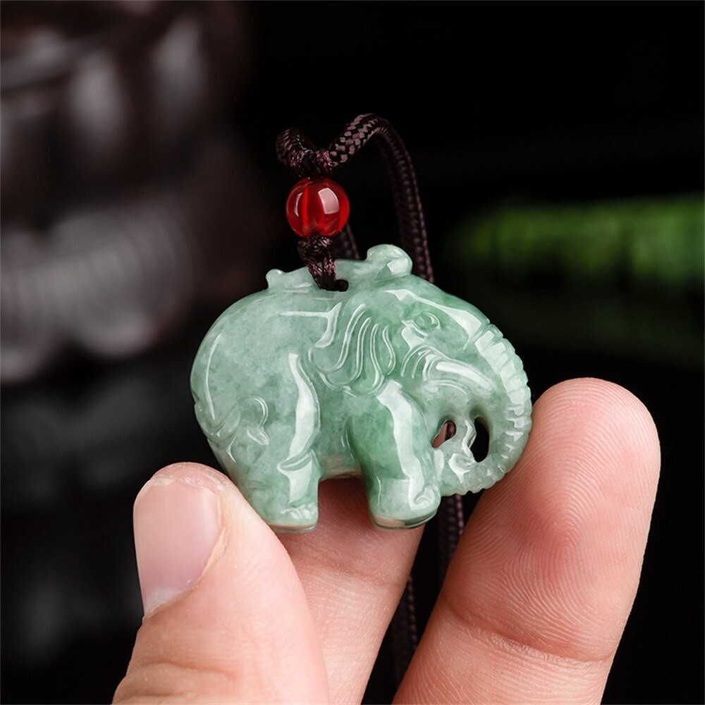 Natural Grade A Jadeite Hand Carved Cute Elephant Amulet Lucky Pendant Necklace