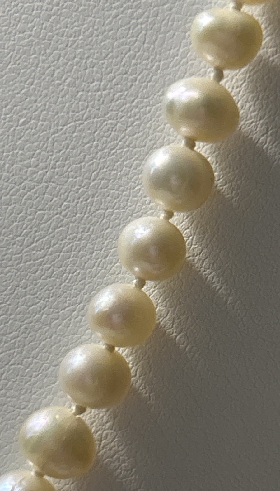 W Lind Cultured Pearl Necklace 19.5” Hand Knotted 7-8mm 14k GE 80s Vintage 19g