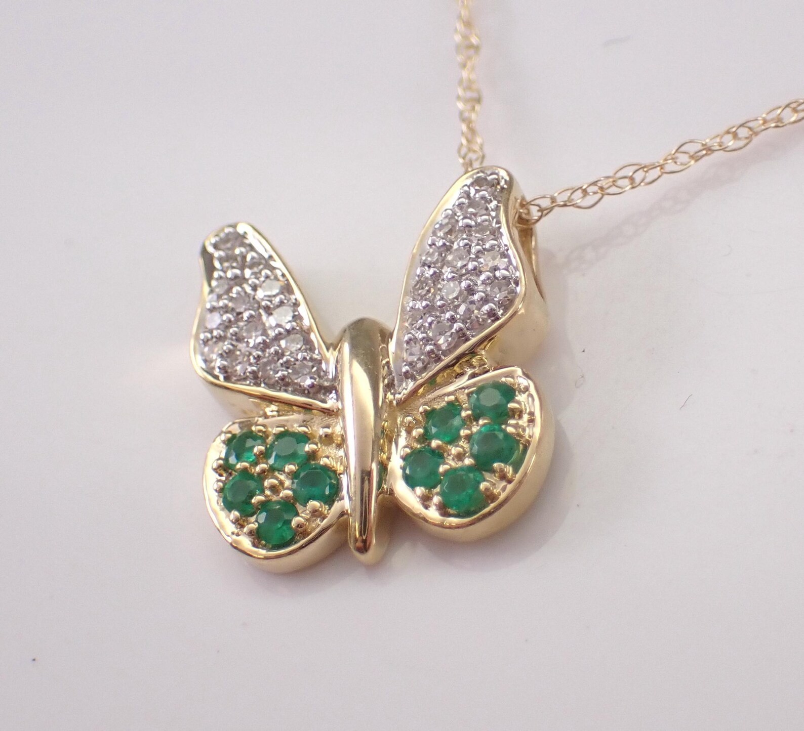 1.2 Ct Round Emerald Moissanite Butterfly Shape Necklace 14K Yellow Gold Plated