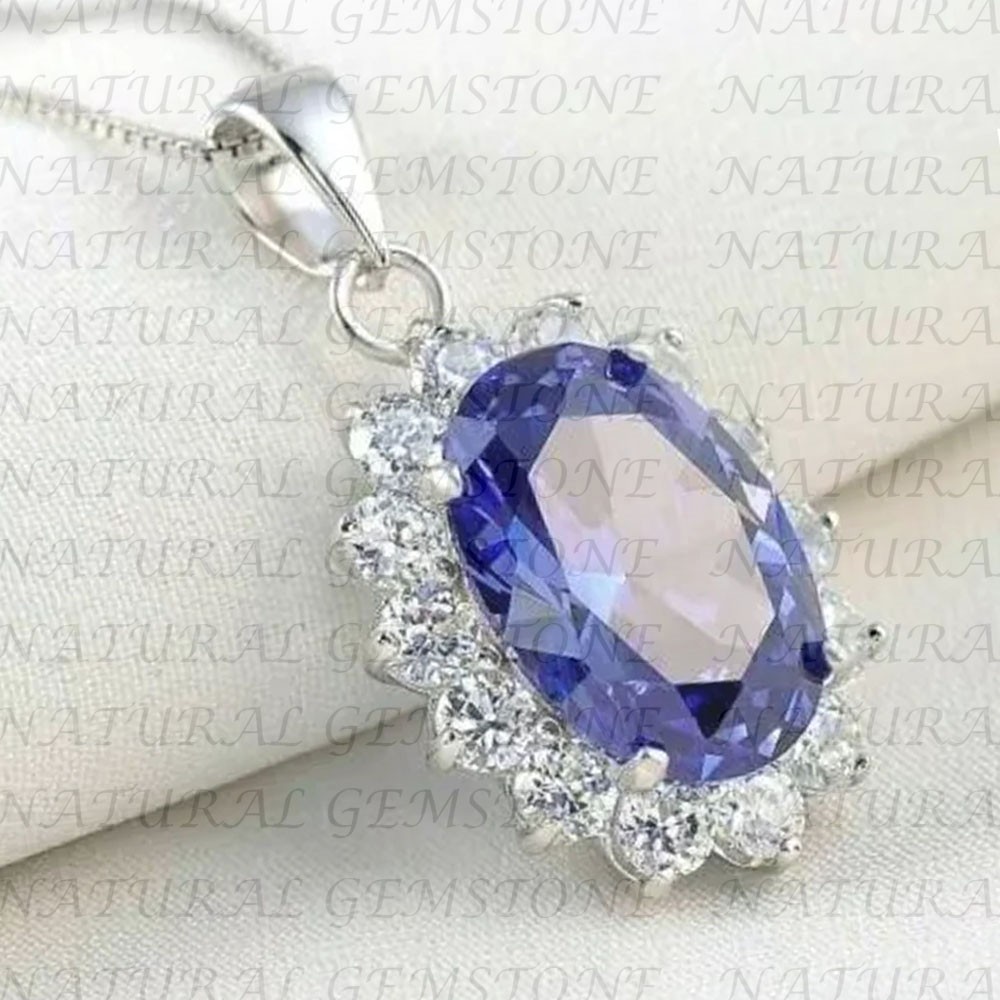 10.0Carat Oval Shape Natural Tanzanite and Diamond Pendant 18K White Gold Plated