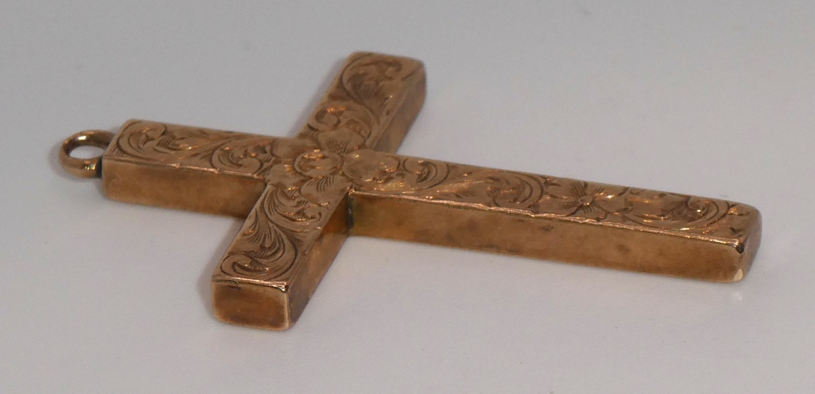 Vtg 10K Rose Gold Victorian Etched Engraved Cross Pendant 2.09g 1 1/2″ Catholic
