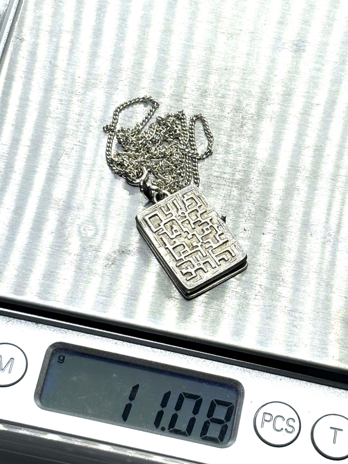 Vintage Textured Sterling Silver Modernist Locket Pendant Necklace 11.1 grams