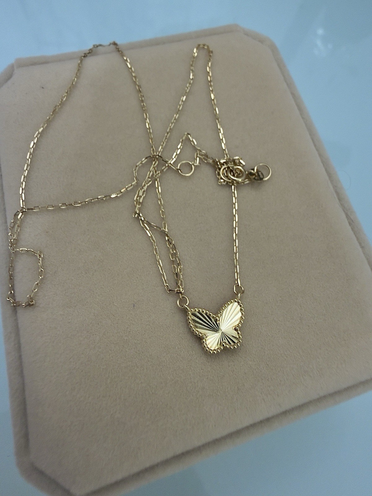 🔥New 18kButterf Necklace AttachedChain Real Gold Not Platd S16 Gift Cute Diacut