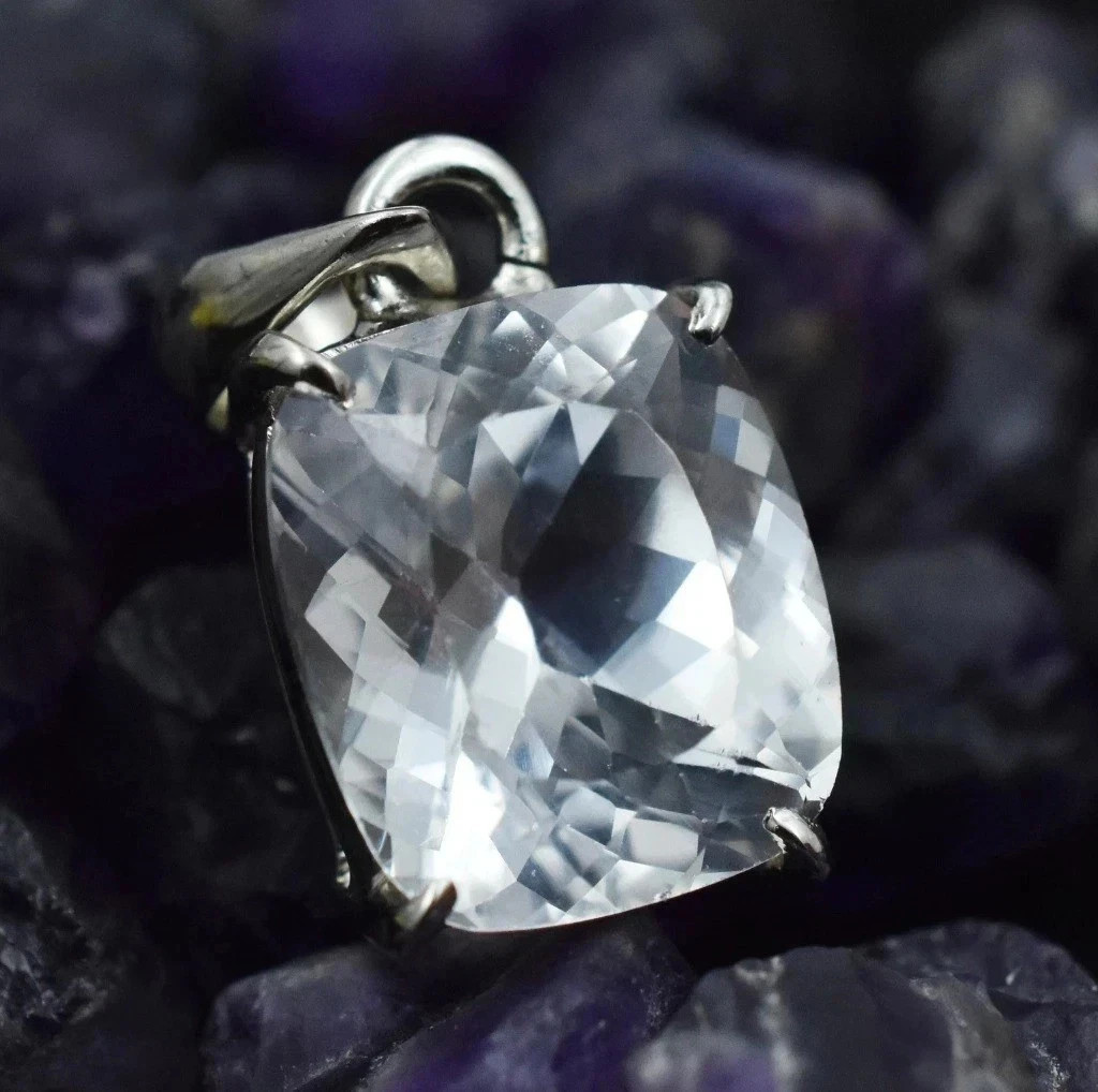 Natural 21 Ct White Sapphire Cushion Cut 925 Silver Pendant Certified Gemstone