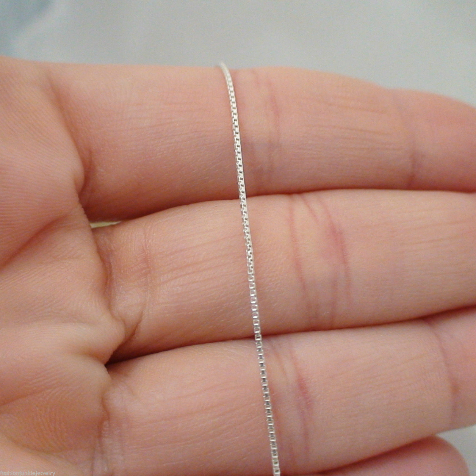 0.9mm Box Chain Necklace – 925 Sterling Silver – 16″ 18″ 20″ 22″ 24″ 30″ Italian
