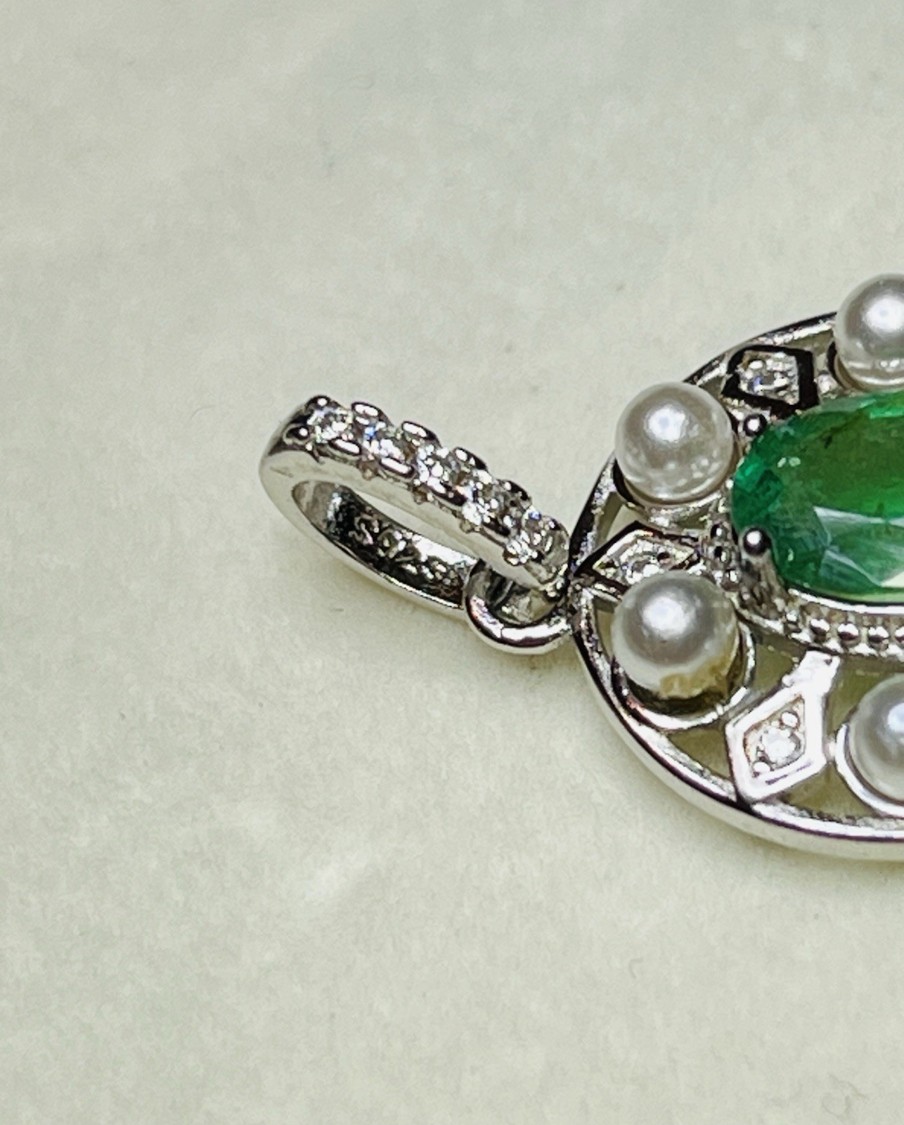 925 Sterling Silver 1.50 CTW Natural Green Emerald White Pearl Pendant Necklace