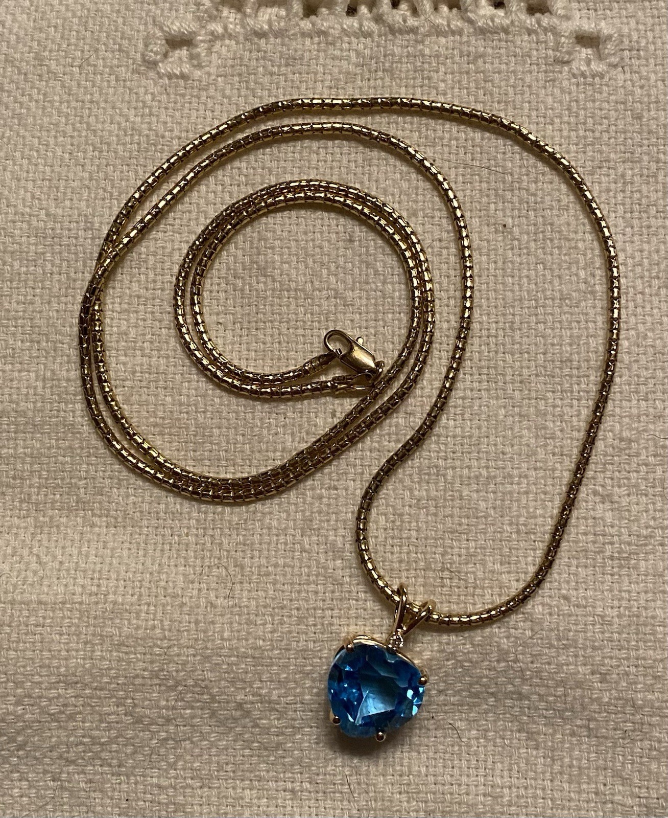 Blue Sapphire Heart Pendant 6 Ct With Diamond Accent 14k Yellow Gold 23.5” Chain