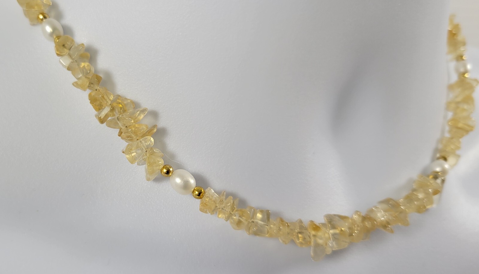 *B3) Citrine Chip and Pearl 16.5″ Beach Necklace
