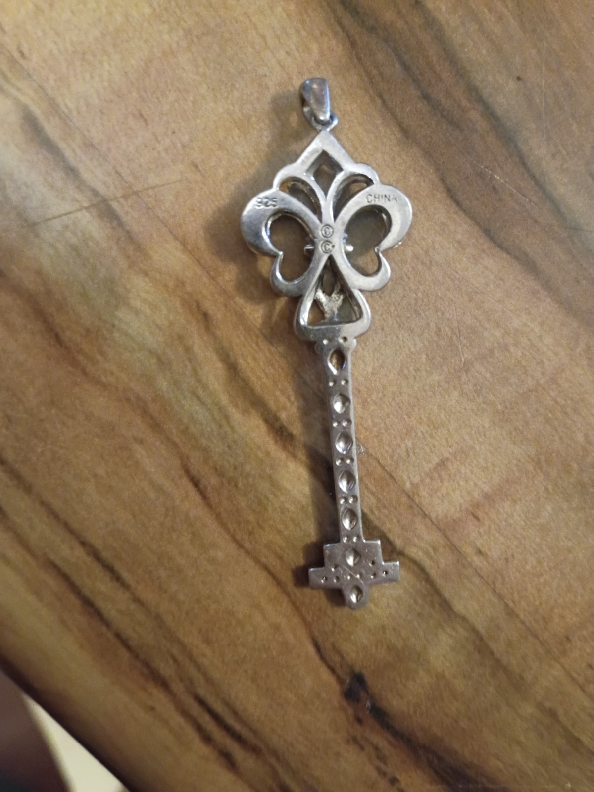 925 Sterling Silver Real Round-Cut Diamond Fleur de Lis Key Pendant