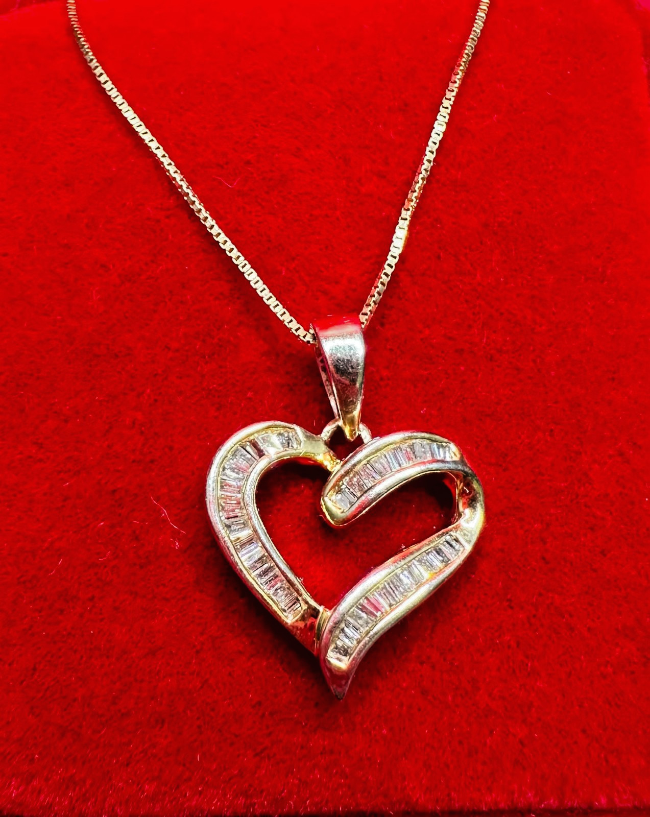 14K Box Link Chain With Diamonds Heart