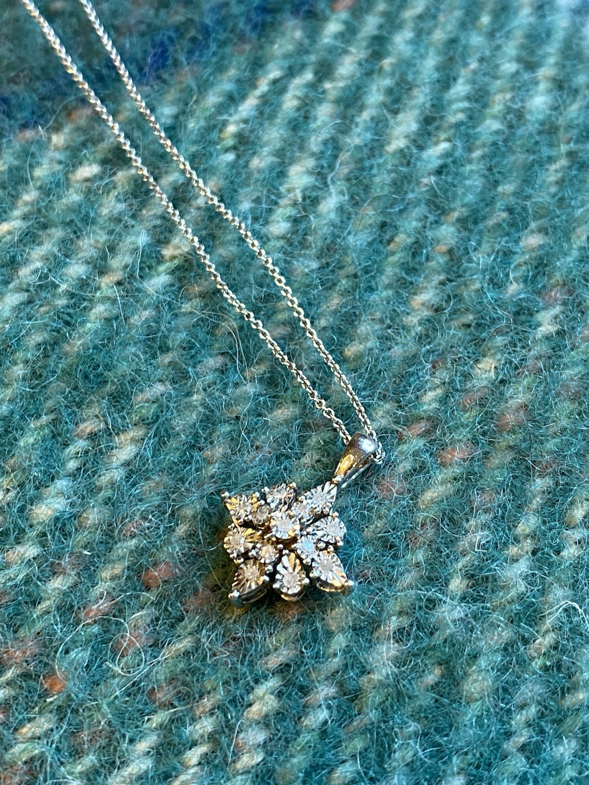 NWT Sterling Silver 925 Diamonds Cluster Snowflake Pendant & Necklace 18″ $200