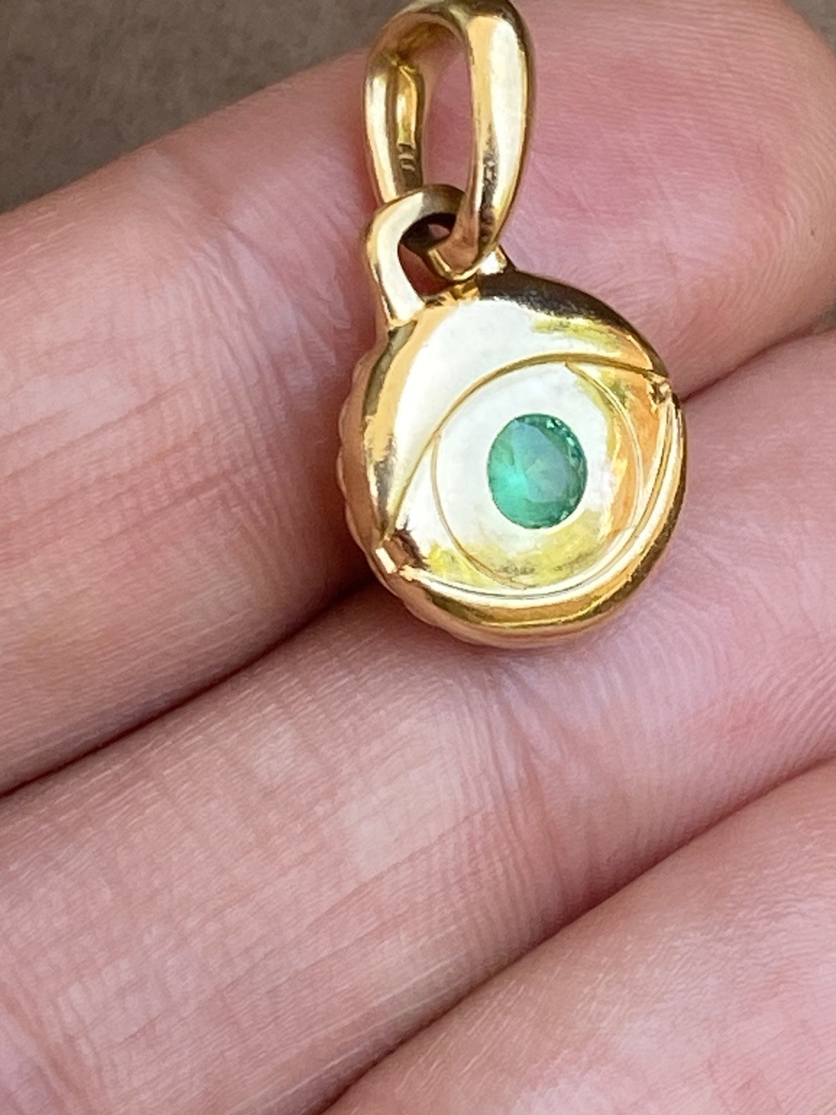 David Yurman 18K Gold Emerald Evil Eye Pendant Amulet Enhancer $2100+