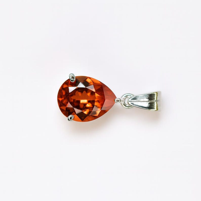 28 Ct Certified Natural Orange Sapphire 925 Solid Silver Pendant Loose Gemstone