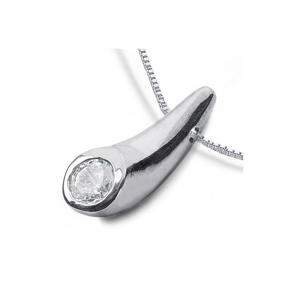 0.53ct E VS2 Round Cut Earth Mined Certified Diamond Platinum Solitaire Pendant