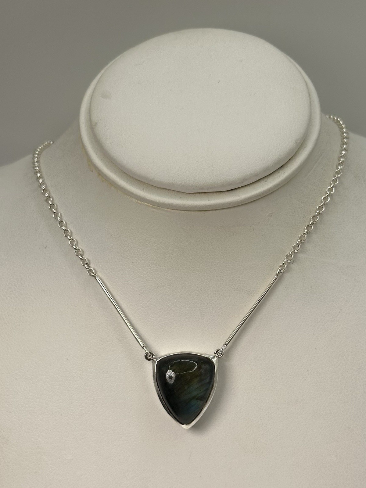 925 Sterling Silver Cable Link Dark Gemstone Triangle Pendant Necklace, 18”