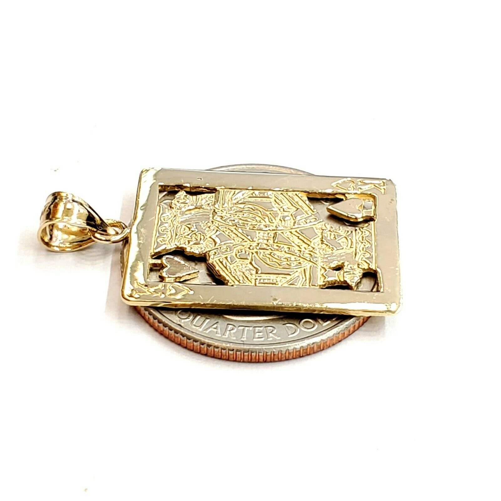 14k yellow Gold king of heart Pendant playing card gambling fine jewelry 3.5g