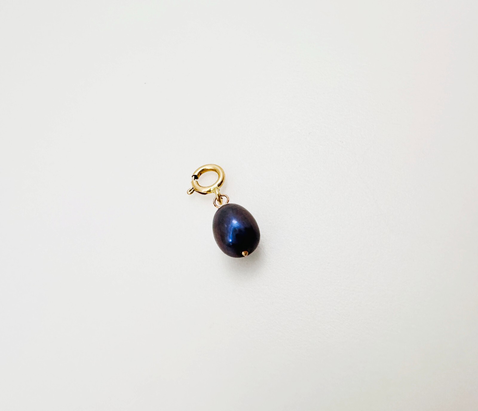 14K Solid Yellow Gold Dangle 6mm Mini Peacock Pearl Charm Pendant w/Spring Clasp