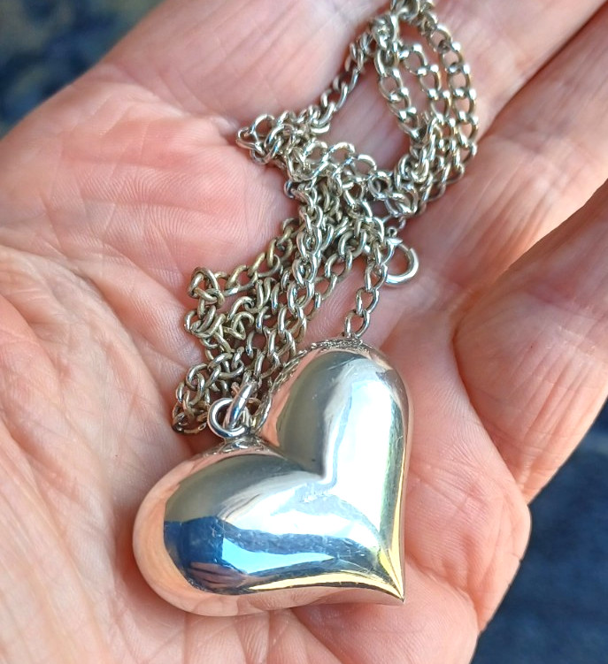 925 Sterling Silver Large Puffed Heart Pendant Necklace Stamped ART 925V1 VTG