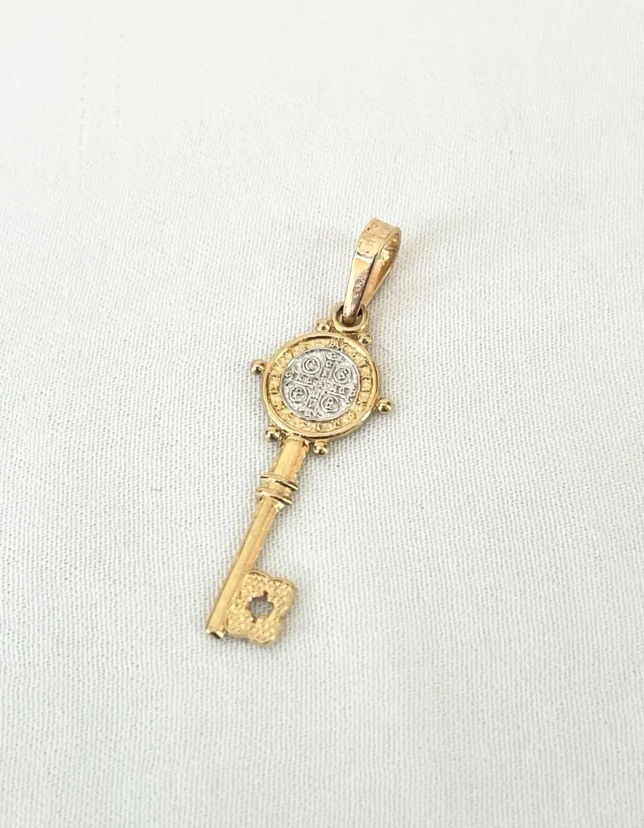 10k Yellow Gold Saint Benedict San Benito Key Pendant 2.8 Cm Made In MEXICO