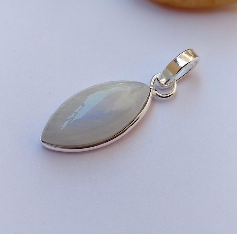 Rainbow Moonstone Gemstone Pendant 925 Sterling Silver Handmade Jewelry Gift For