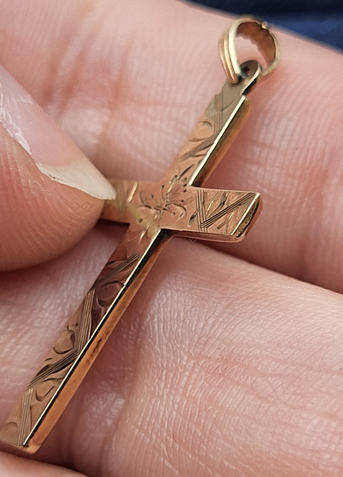 Antique 10K Yellow Gold Floral Engraved Cross Charm Pendant for Necklace / Chain