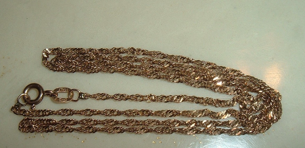 Stamped Solid 10K Yellow Gold Italy Chain Necklace 18 inch 5MM Ring Clasp 1.87g