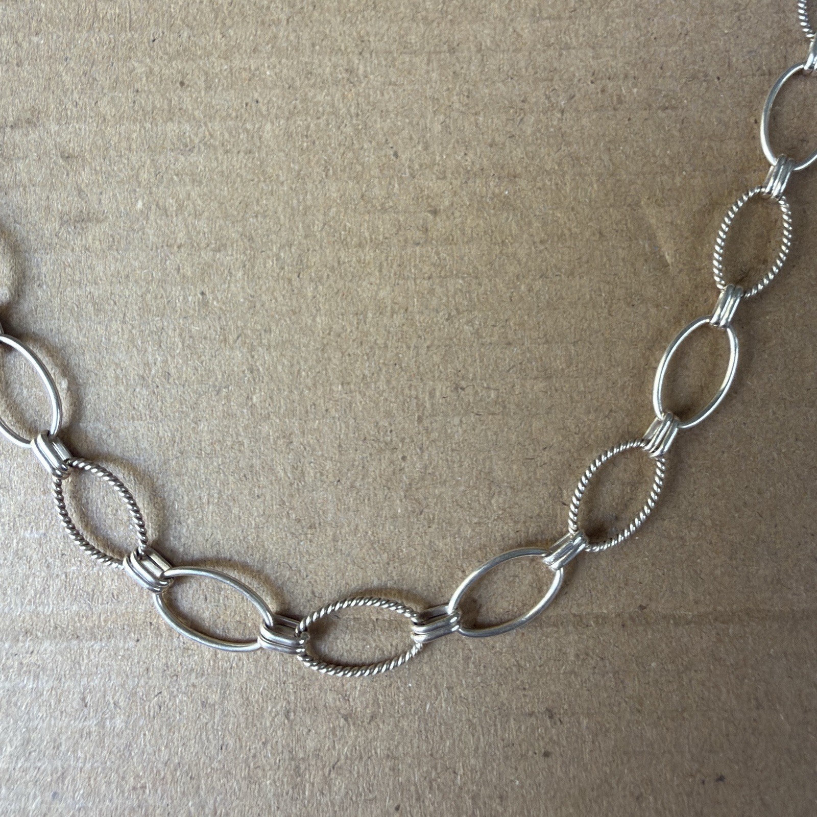 Vintage Sterling Silver 925 Oval Link Chain Necklace Textured Toggle Clasp
