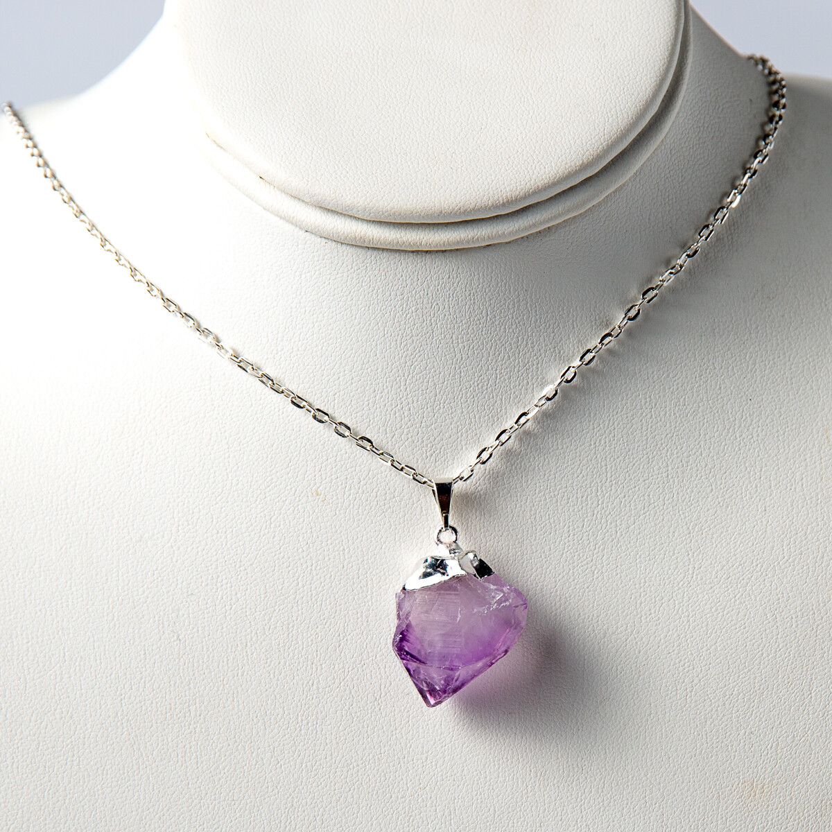 Fashion Purple Rough Amethyst Natural Crystal Point Necklace Pendant and Chain