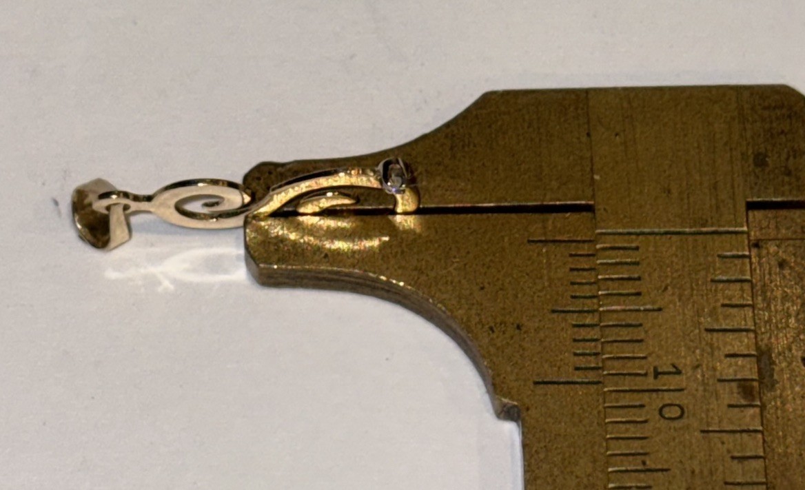 Women’s 14K Yellow Gold Custom Made “S” Letter Pendant/Charm With Round Diamond