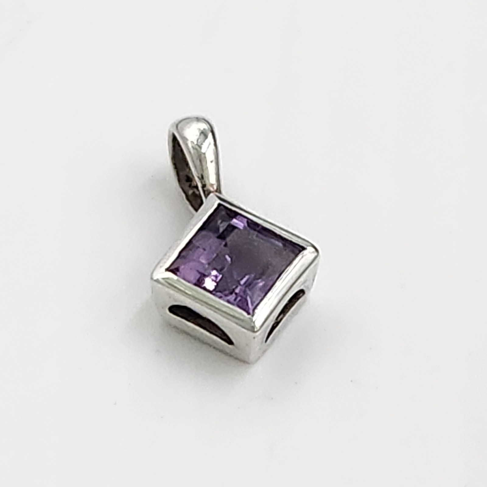 Genuine Amethyst 925 Sterling Silver Square Pendant 7.8mm Hallmarked 1.29g
