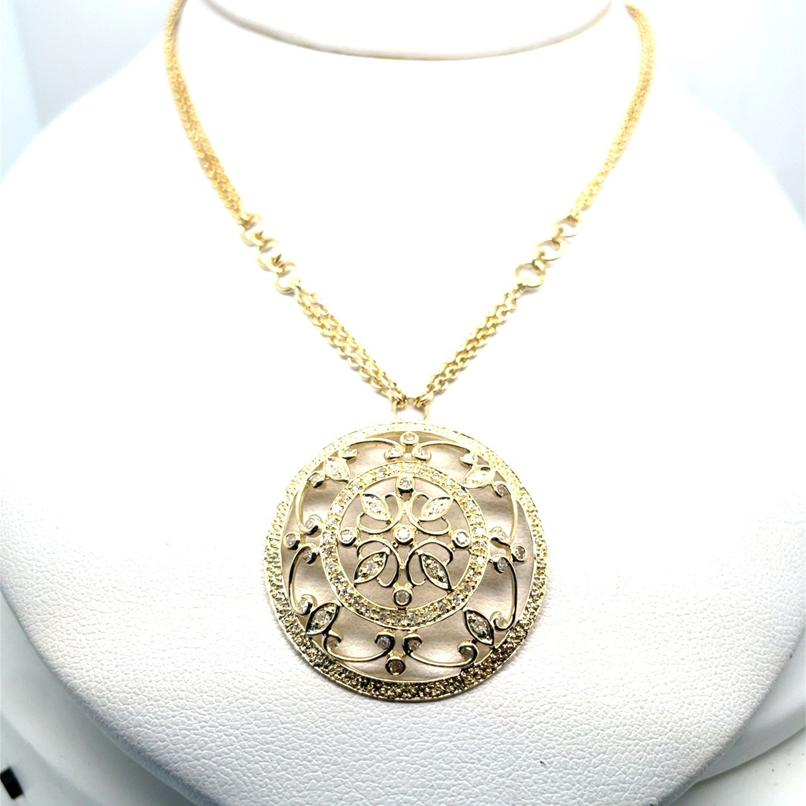 14k Yellow Gold .70 Ct Diamond Filigree 1-3/16″ Circle Chain Necklace 18″-11.7Gr