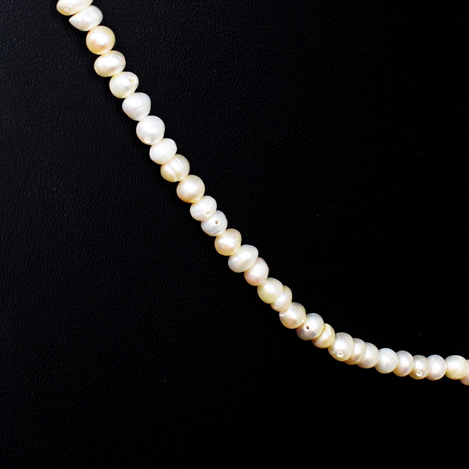 Wonderful Single Strand Fresh Water Pearl 73.00 Cts Beaded Necklace RK 19 AZ8