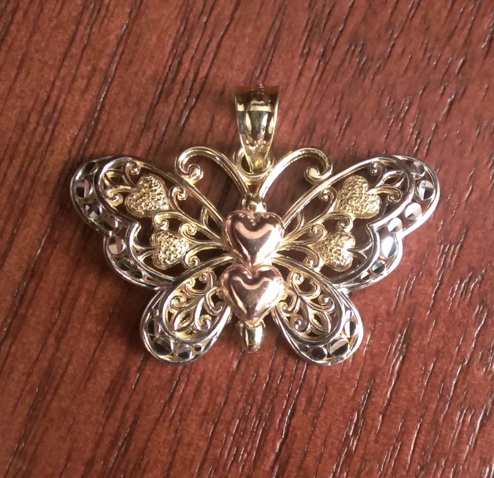 14K GOLD TRI COLOR BUTTERFLY WITH HEARTS CHARM PENDANT – 0.8″ INCH LENGTH