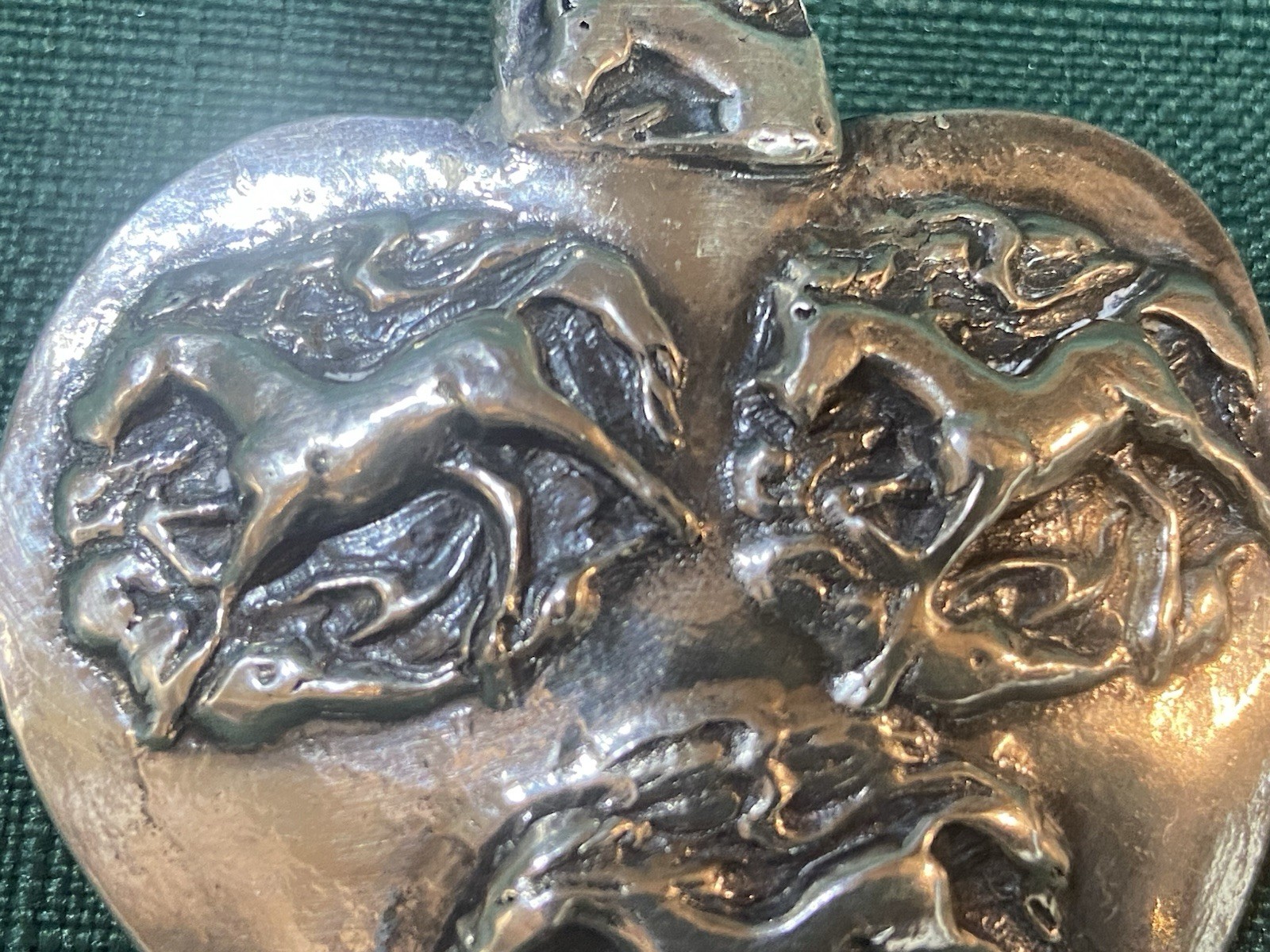 Vintage WILD HORSES Signed NB 999 Fine Silver PENDANT Unknown Artist HEART SHAPE