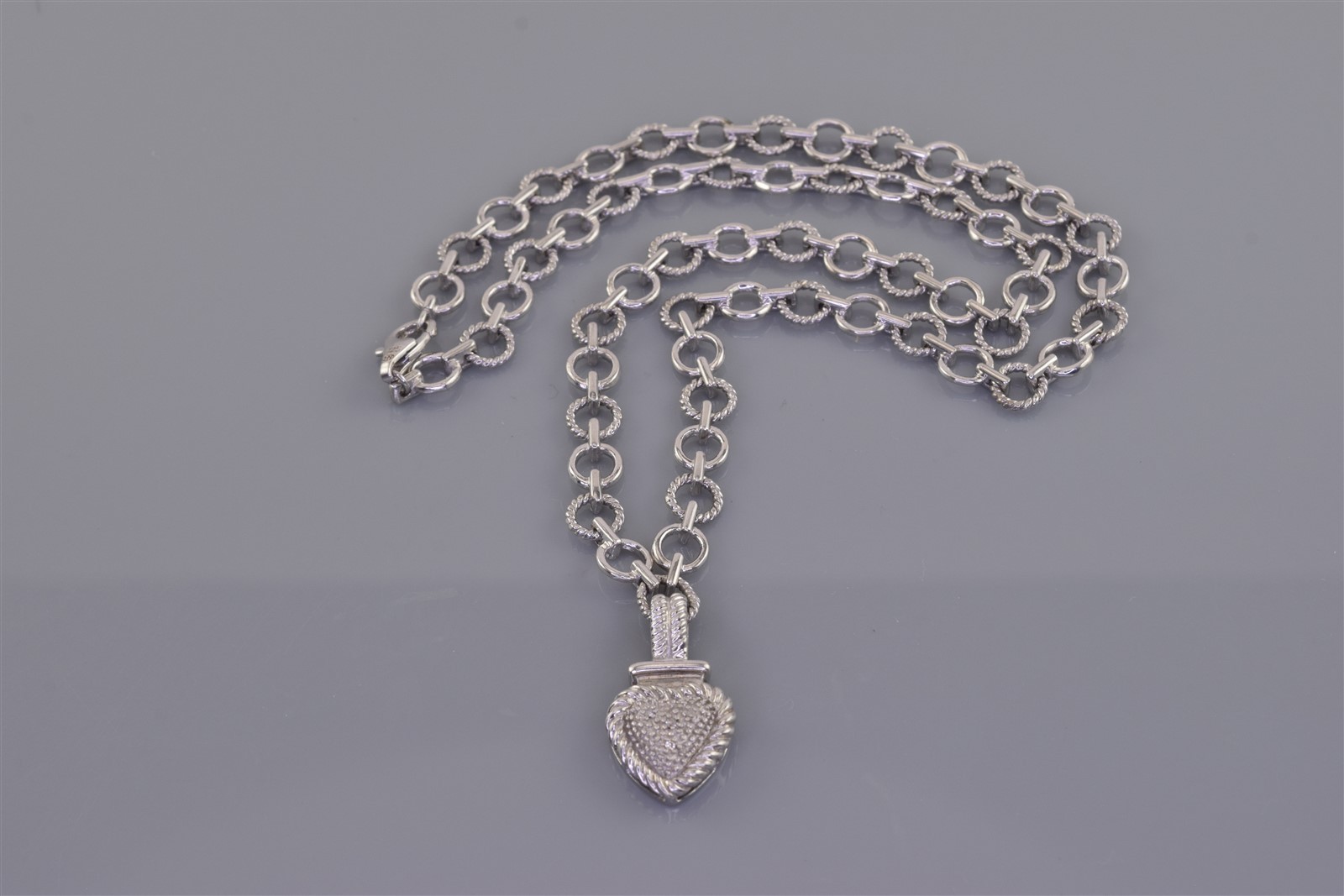 Heng Ngai Sterling Silver Diamond Accented Heart Cable Chain 925 Necklace 17″