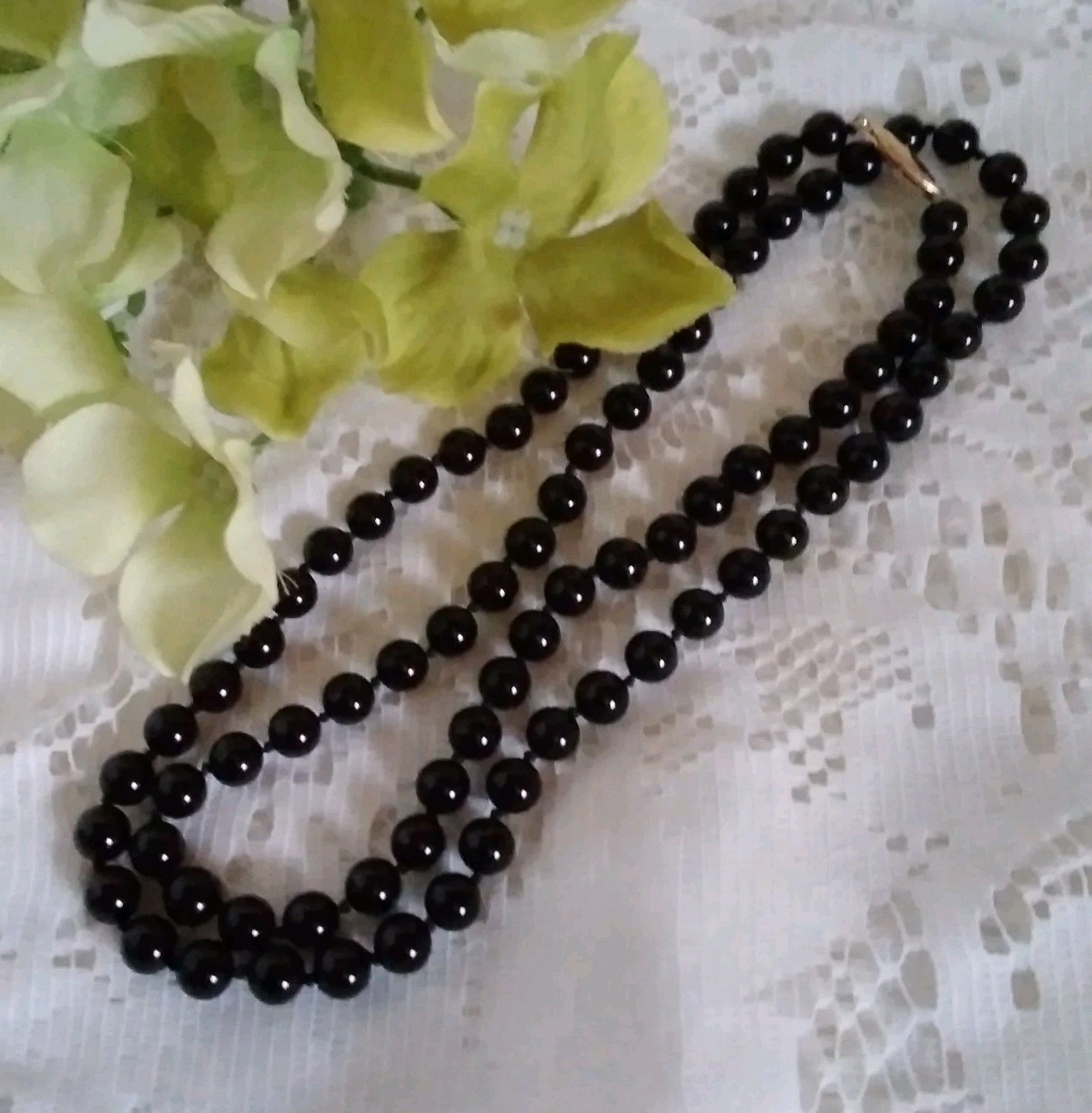Vintage 14k Black Beaded Natural Gemstone 24″ Beaded Necklace