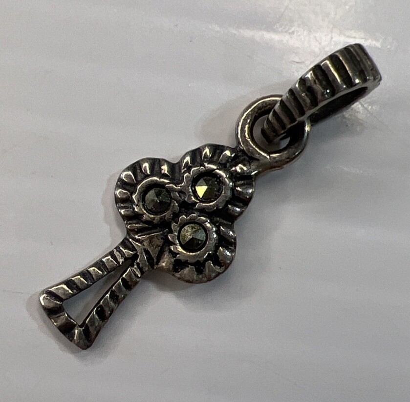 925 Sterling Silver Retro Charm Pendant Marcasite Celtic Trinity Cross Irish