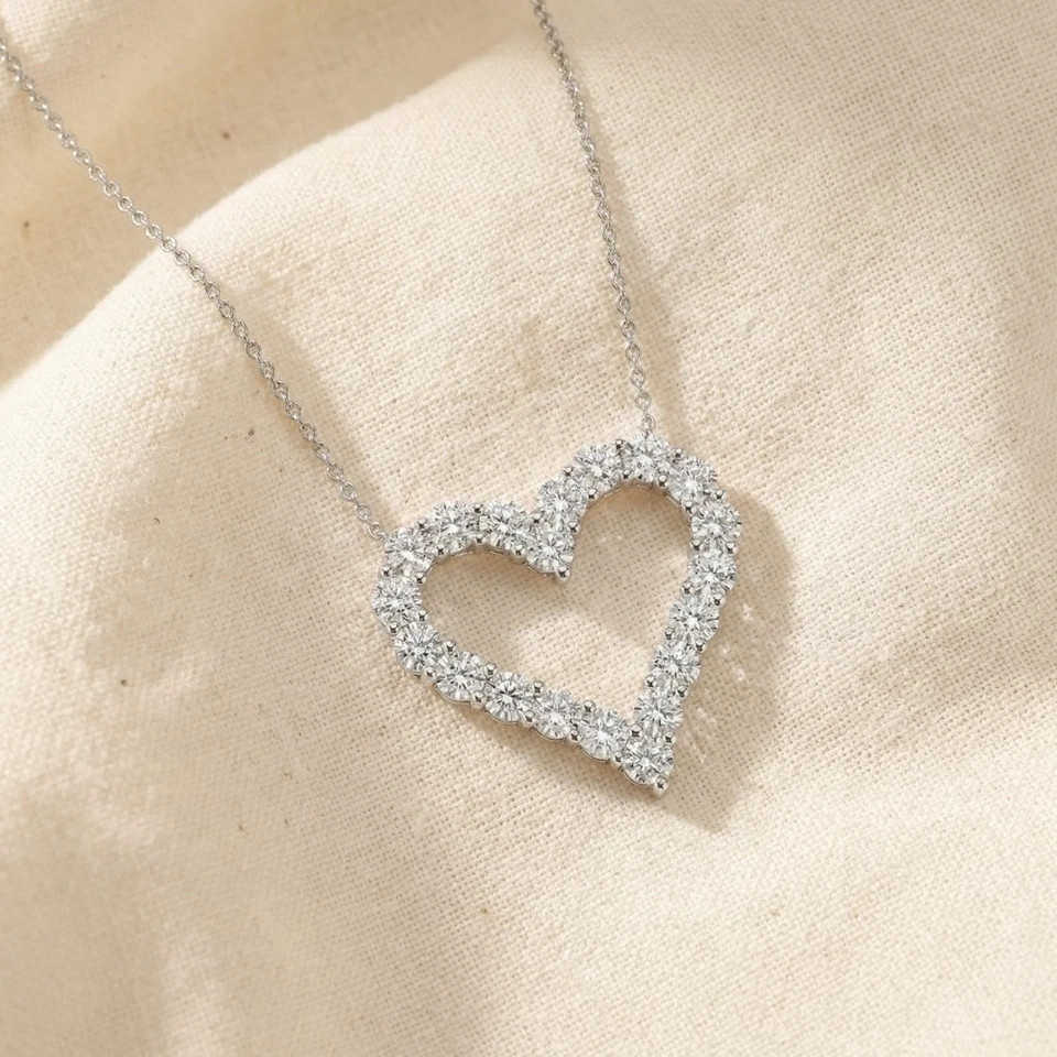 Sterling Silver Heart-Shaped Diamond Pendant Necklace Heart For Women