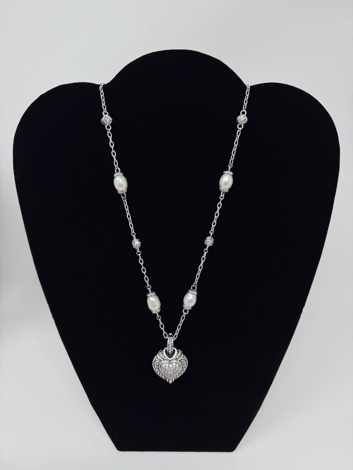 Judith Ripka Sterling Silver Pearl CK 925 Heart Pendant Station Necklace 20”