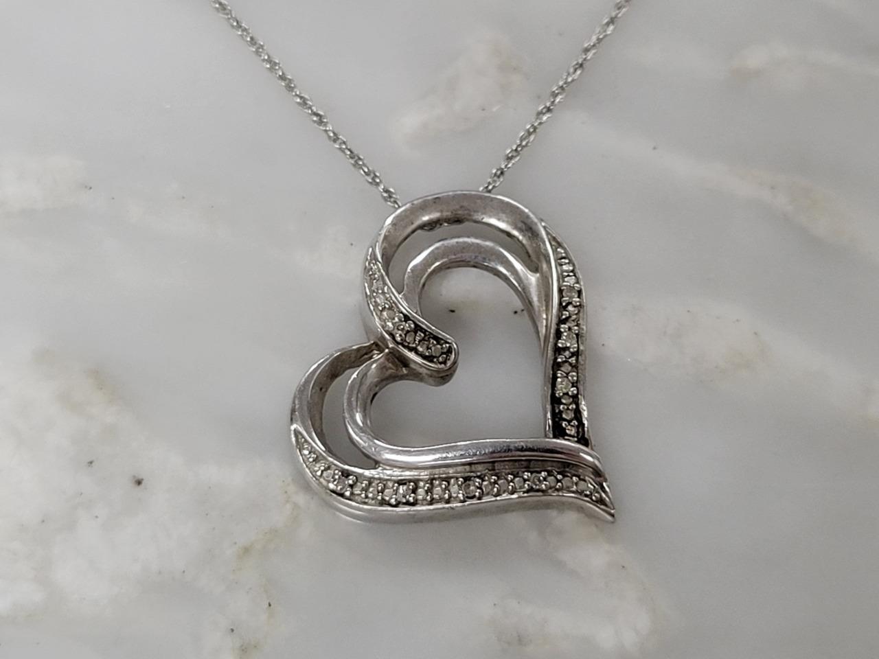 18″ Sterling Silver Rope Chain Necklace w/ Diamond Heart Pendant ~ 3.7g~ 8-H447