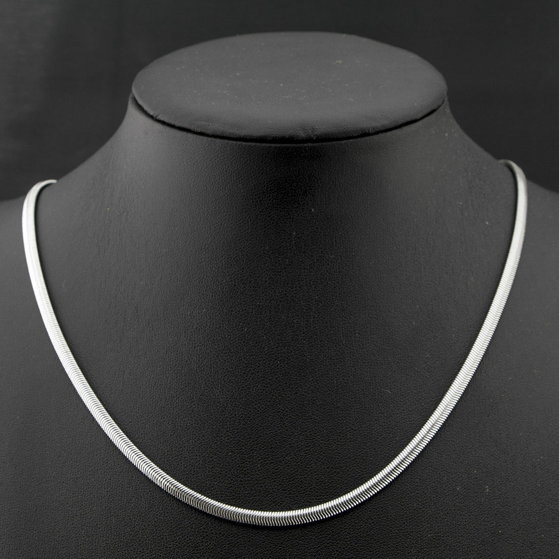 18K White Gold Filled Tarnish-Resist 20 inch 5mm Wide Herringbone Chain Necklace