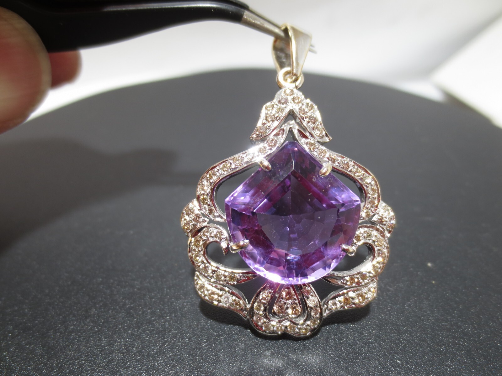 ESTATE 14K WG NATURAL AMETHYST & DIAMOND PENDANT 10.64 grams (A18582-1)