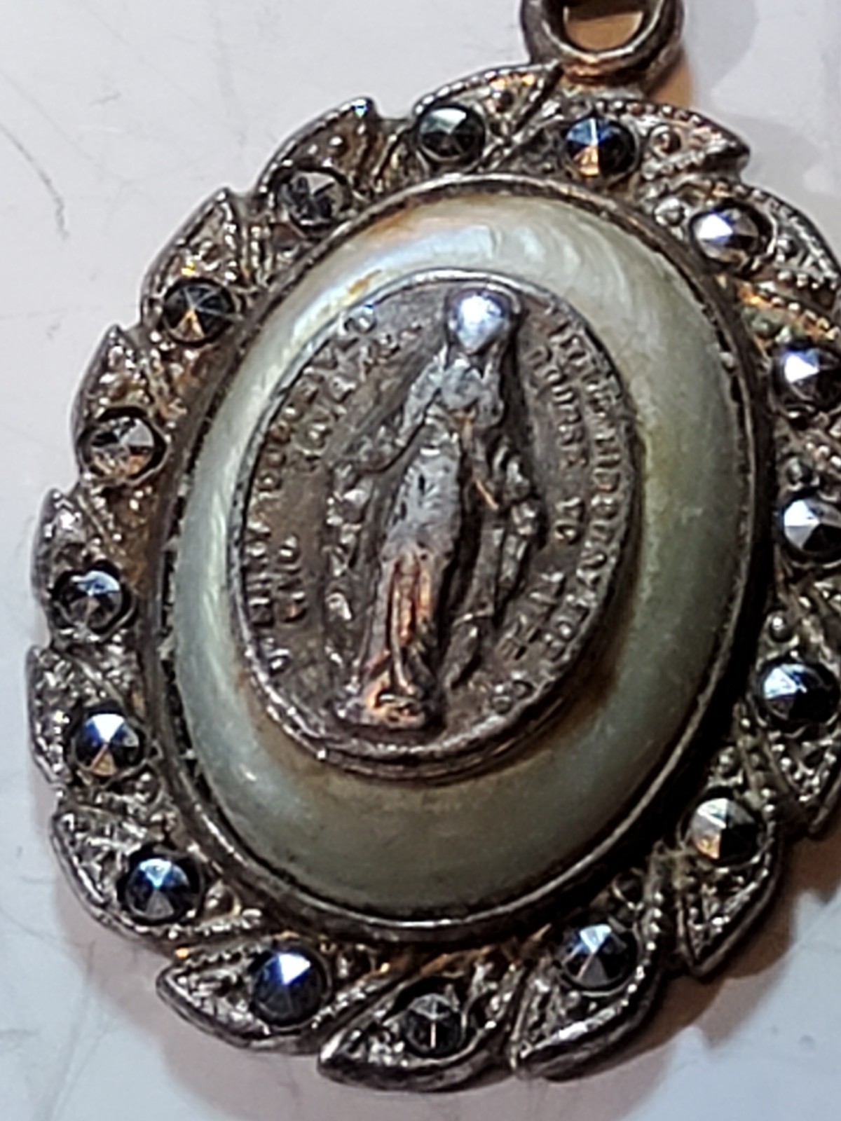 Vtg 925 Sterling Miraculous Metal Mother Of Pearl Marcasite Pendant Virgin Mary
