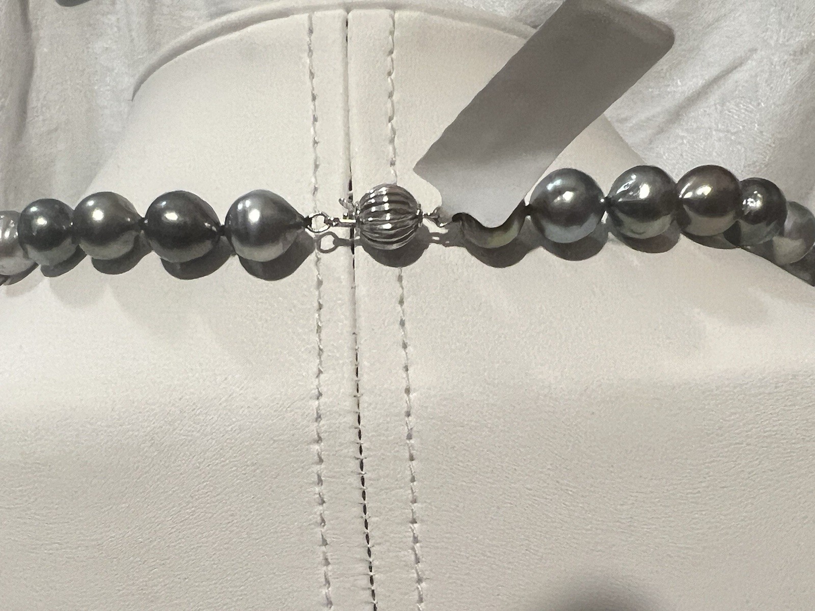 $4,200 Certified 20” Cultured Black Tahitian South Sea Pearl 9-12mm Necklace