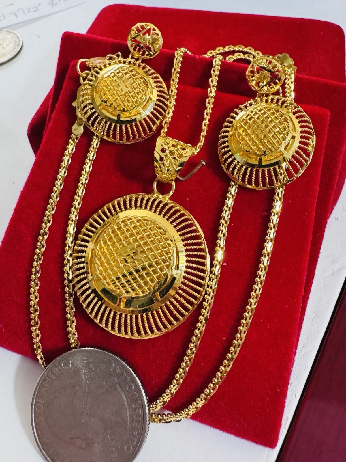 WOMENS 22K 22C 916 Real Gold 20” long Round Set Earrings Necklace 14.9g 2.2mm
