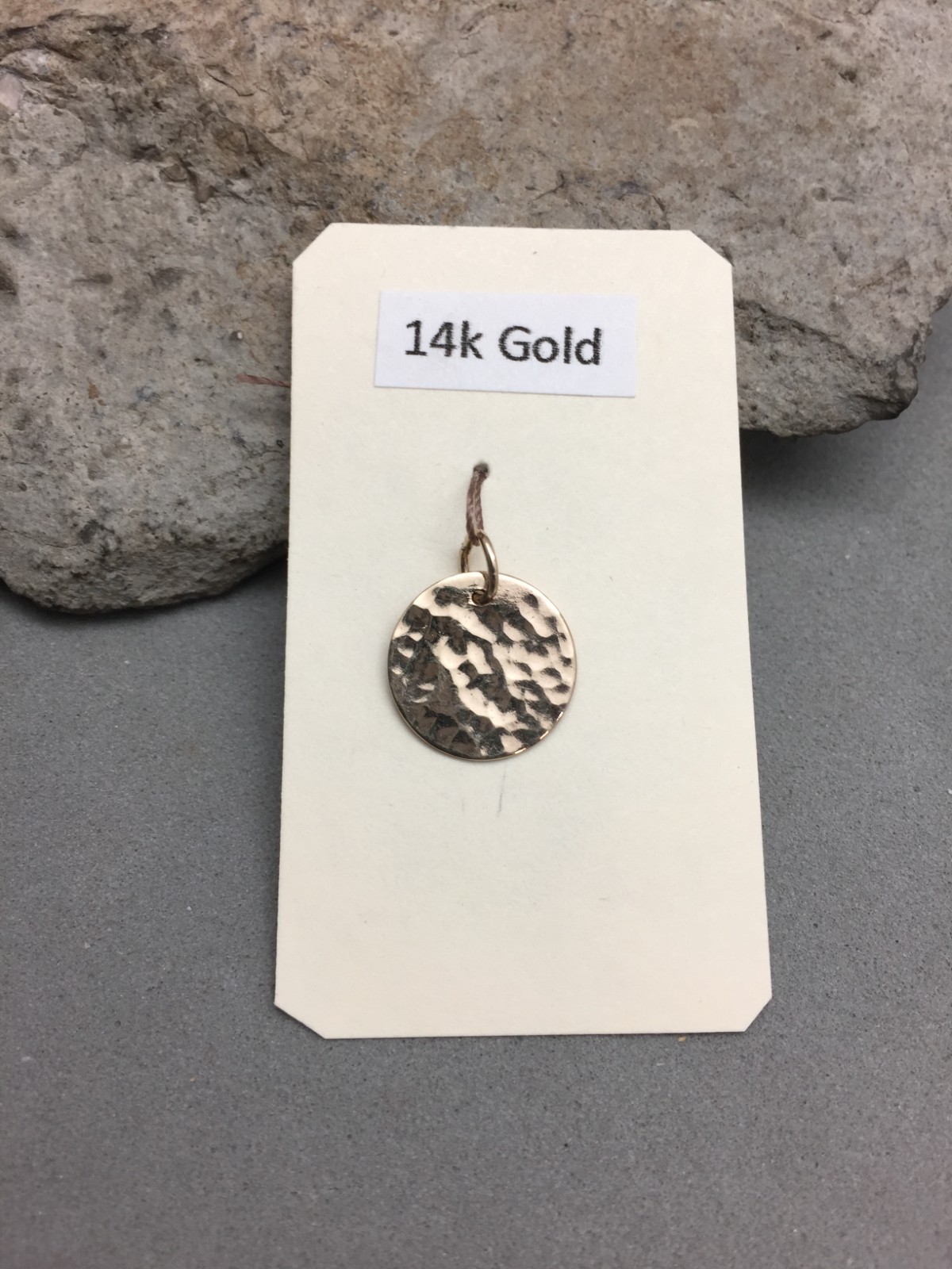 14k Solid Yellow Gold Hammered Disc Pendant 1/2″ Diameter No Chain 1 gr Handmade
