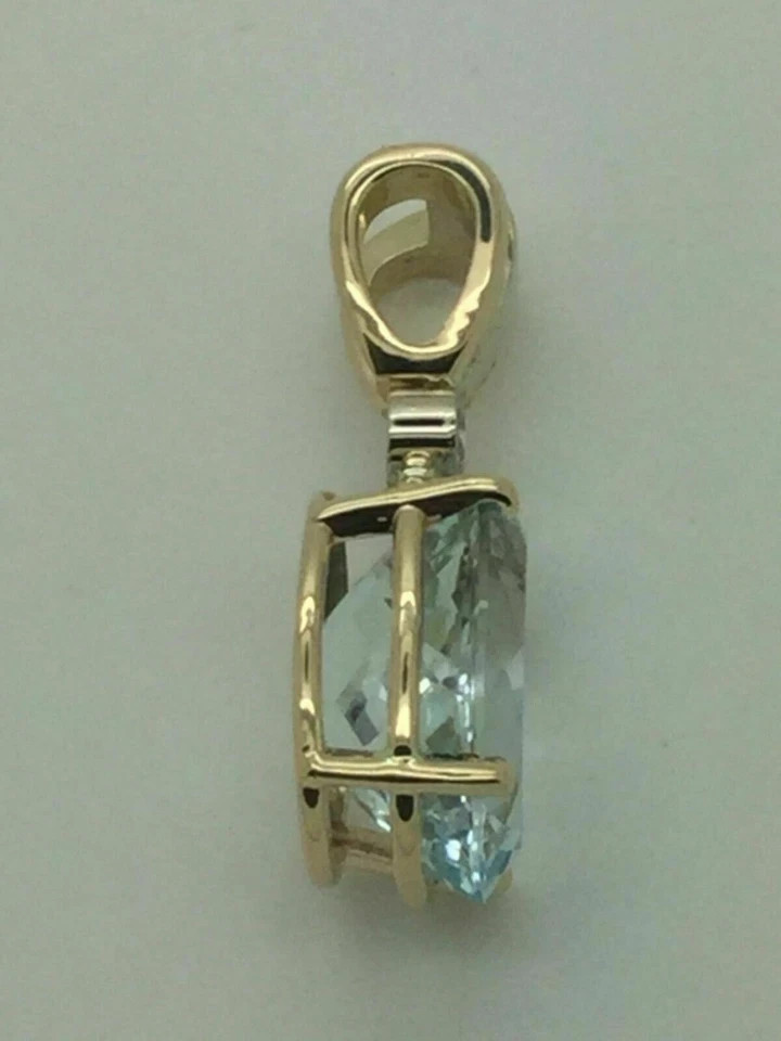 3.00 Ct Oval Cut Aquamarine & Diamond Solitaire Pendant 14K Yellow Gold Plated